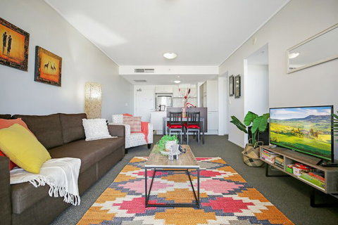 CBD African Charm, Story Bridge & River Views - Timeshare Accommodation 4