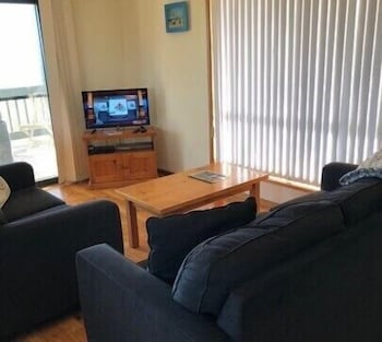 Waves And Wildlife - Timeshare Accommodation 4