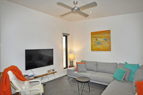 Luxury By THE SEA Close TO THE Beach - Timeshare Accommodation 5