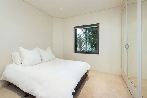 STUNNING MANLY VIEWS - Timeshare Accommodation 4