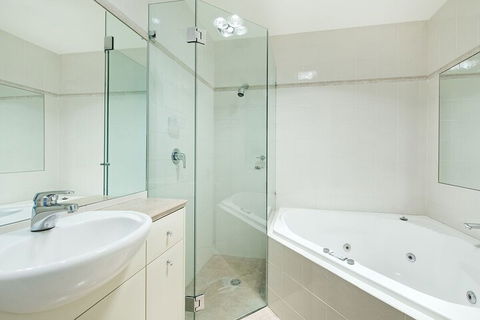 STUNNING MANLY VIEWS - Timeshare Accommodation 2