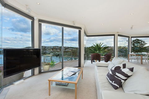 STUNNING MANLY VIEWS - Timeshare Accommodation 0