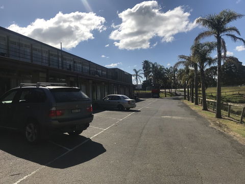 Rivers Apartments & Motel Sale Gippsland - Timeshare Accommodation 1