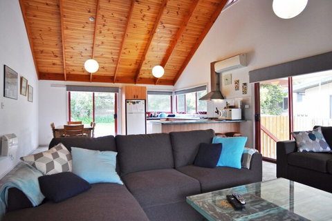Beilby Beach Cottage Free Wifi & Foxtel PET Friendly - Timeshare Accommodation 3