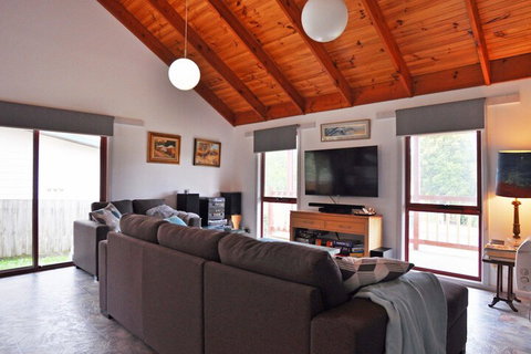 Beilby Beach Cottage Free Wifi & Foxtel PET Friendly - Timeshare Accommodation 1