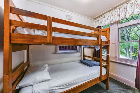 Wyatt Guest House - Timeshare Accommodation 7