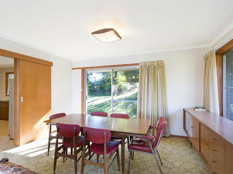 2 Water Crescent Retro Haven - Timeshare Accommodation 2