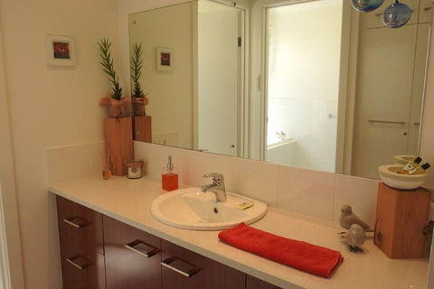 Sanctuary In The Valley - Timeshare Accommodation 5