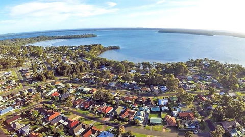 Paradise Bungalow Waterfront - Timeshare Accommodation 0