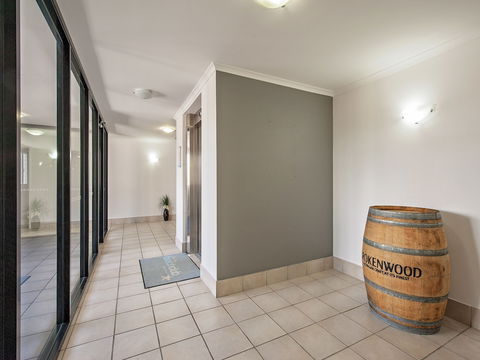 Shoal Bay Beachclub Apartments - Timeshare Accommodation 0
