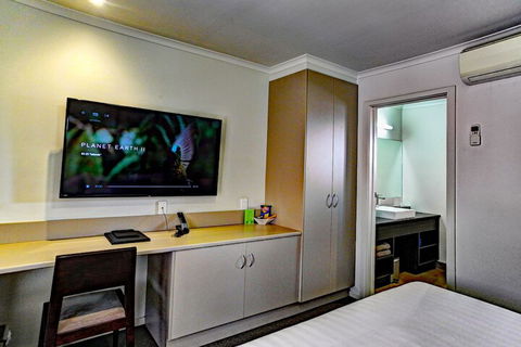 Elm Tree Motel - Timeshare Accommodation 7