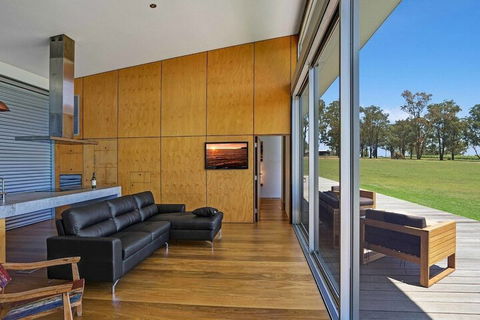 The Longhouse Suite 2 - Timeshare Accommodation 6