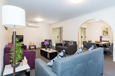 Eastwood Furnished Apartments - Timeshare Accommodation 1