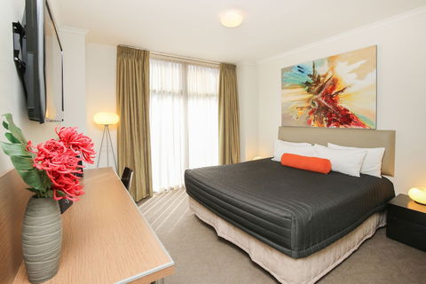 Indulge Apartments - Ontario - Timeshare Accommodation 4