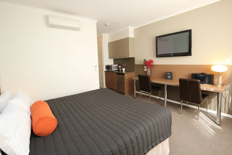 Indulge Apartments - Ontario - Timeshare Accommodation 5