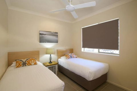 Marty's @ Little Beach - Timeshare Accommodation 5