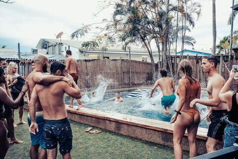 Calypso Inn Backpackers Resort Hostel - Timeshare Accommodation 4