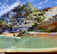 North Cove Waterfront Suites