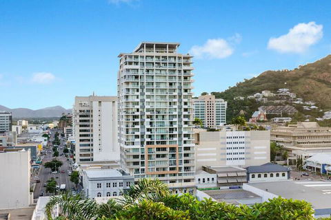 Direct Hotels â€“ Dalgety Apartments - Timeshare Accommodation 1