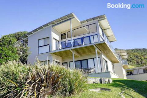 ROCKPOOL (4 Night Min) - Timeshare Accommodation 2