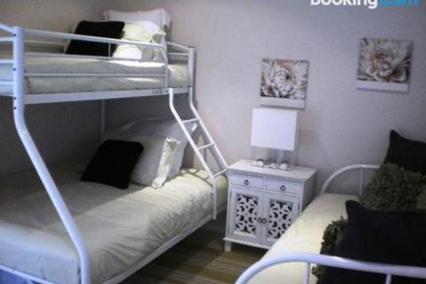 ROCKPOOL (4 Night Min) - Timeshare Accommodation 5