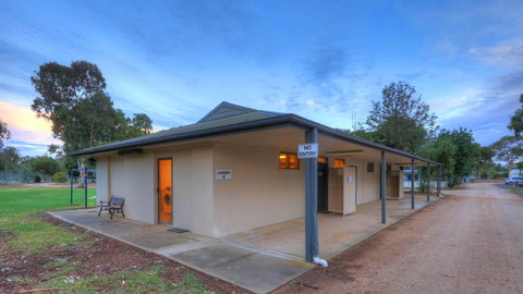 Yarrawonga Riverlands Tourist Park - Timeshare Accommodation 0