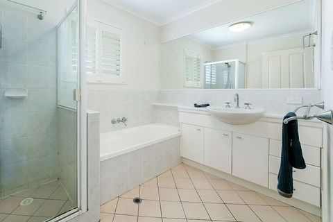 Redcliffe Peninsula Penthouse - Timeshare Accommodation 7