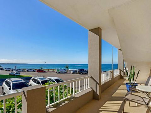 Beachcomer Unit 2 The Entrance NSW - Timeshare Accommodation 5