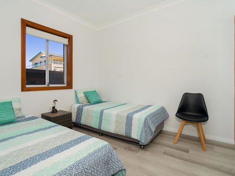 Beachcomer Unit 2 The Entrance NSW - Timeshare Accommodation 6