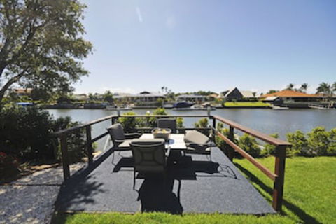 Bribie Island Canal Holiday Destination - Timeshare Accommodation 0