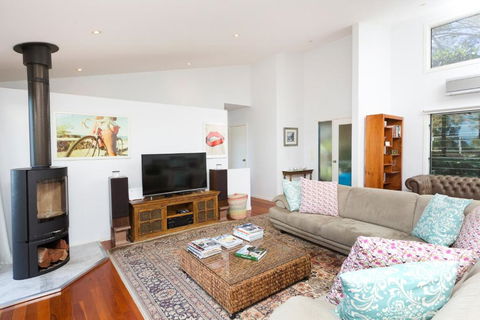 Booti Booti Lakehouse - Timeshare Accommodation 6