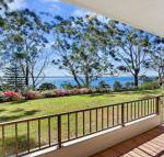 Kamillaroi Walk to restaurants cafes  beach