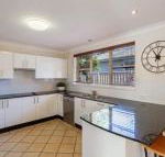 Spacious Modern  Walk to the Beach