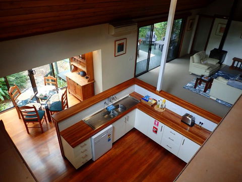 Lake Russell Retreat - Timeshare Accommodation 3