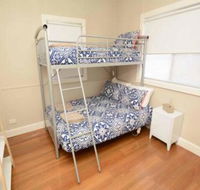 Just Renovated 2BR Cottage in Heart of Wentworth - Timeshare Accommodation