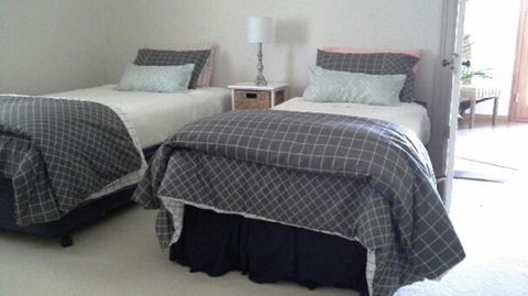 Book Keepers Cottage - Timeshare Accommodation 2