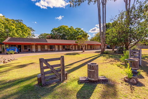 Esk Caravan Park & Motel - Timeshare Accommodation 0
