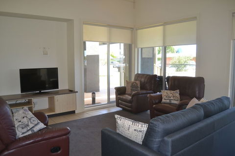 Grange Water View Yarrawonga - Timeshare Accommodation 6