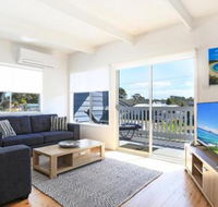 Lazy Days Beach House Jervis Bay  Pet Friendly 4 Mins Walk to Beach - Timeshare Accommodation