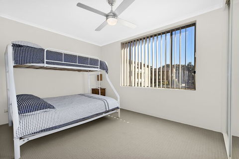 Golden Sands Apartment 10 - Timeshare Accommodation 4