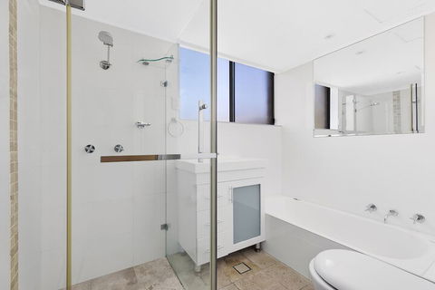 Sundowner Apartment 10 - Timeshare Accommodation 4