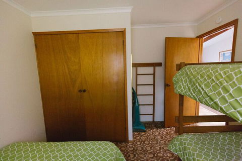 Wonboyn Cabins & Caravan Park - Timeshare Accommodation 7