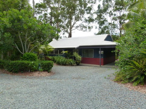 Lake Russell Lakeside Retreat - Timeshare Accommodation 6