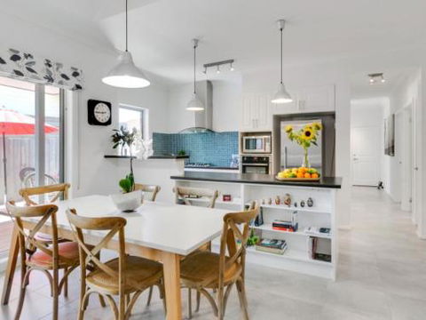 Venice On The Beach - Timeshare Accommodation 4
