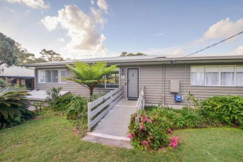 12 Merinda Crescent - Timeshare Accommodation 0
