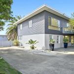 Middle Sea Perfect For Two Families - Timeshare Accommodation 0