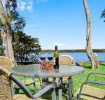Sanctuary on the Bay fish or kayak from the yard - Timeshare Accommodation