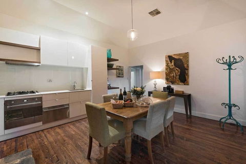 Jacobs Estate Cottage - Timeshare Accommodation 5