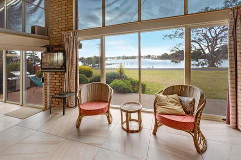 Getaway Waterfront Island Living - Timeshare Accommodation 1