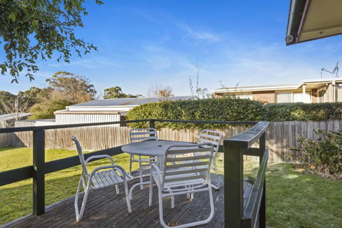 Katisha Cottage Pet Friendly & Close To Town - Timeshare Accommodation 6
